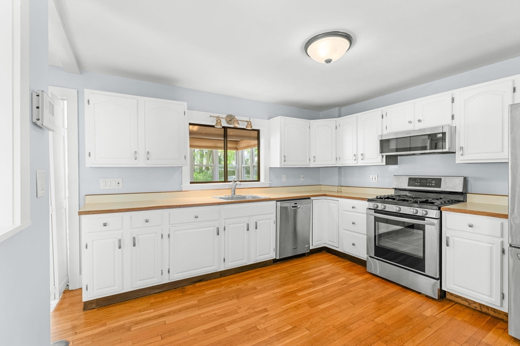 43 Chittick Road Boston, MA 02136 - Photo 9 of 29 Gallery Image 9