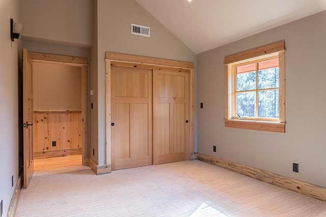 16735 Robertson Road Truckee, CA 96161 - Photo 6 of 14 Gallery Image 6