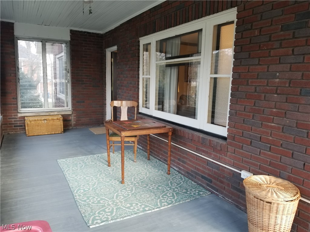 3424 Greenwich Road Norton, OH 44203 - Photo 20 of 22 Front porch living