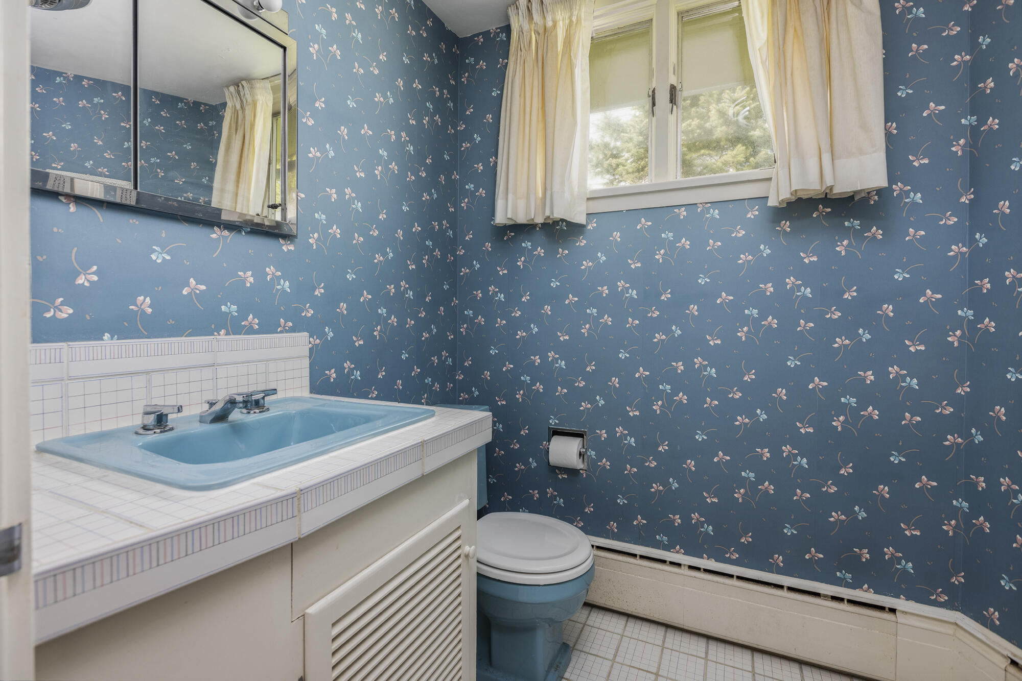 28 Bay Road South Portland, ME 04106 - Photo 5 of 8 28 Bay_008