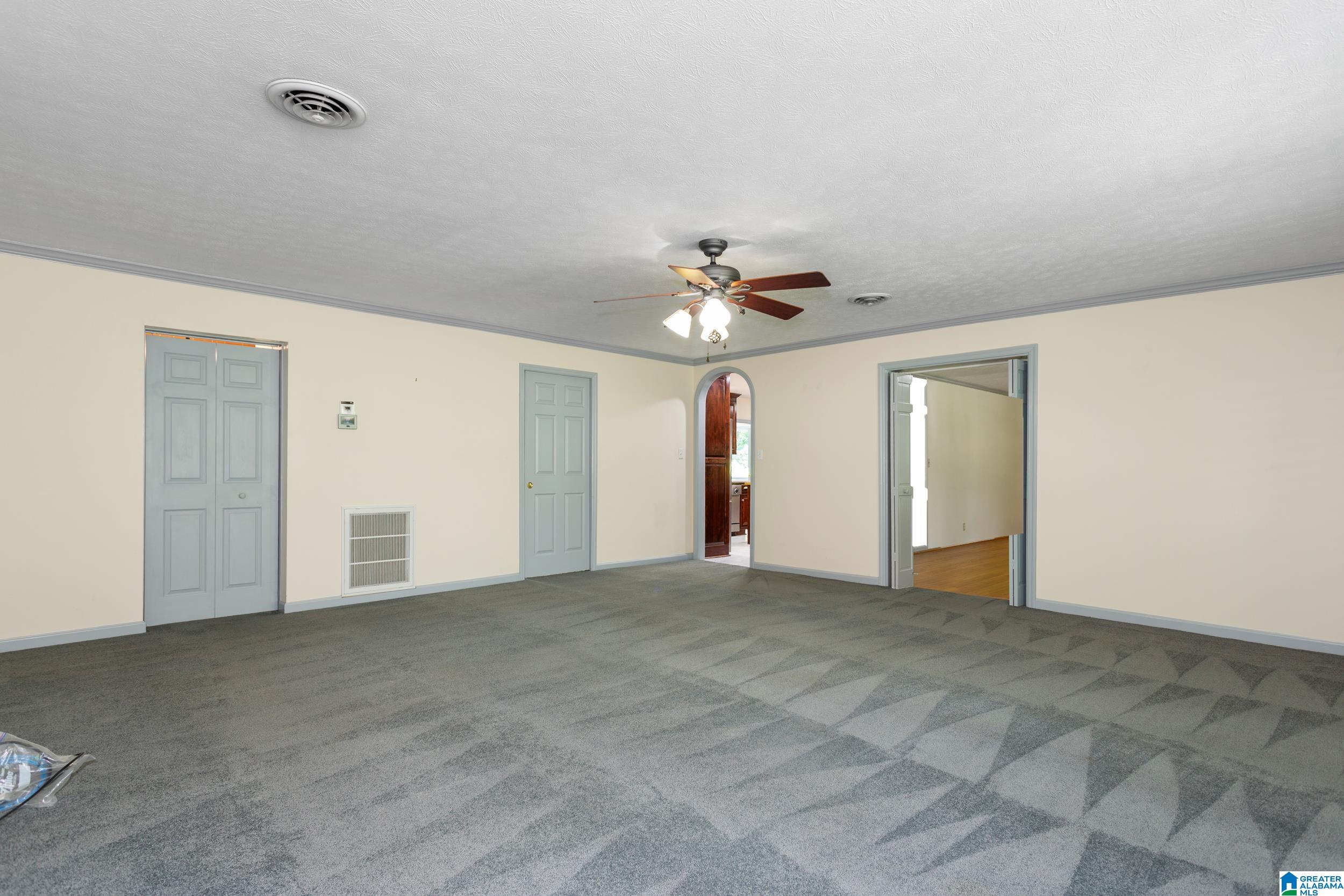 605 Crestview Road Anniston, AL 36207 - Photo 17 of 44