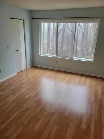 $215,000 | 3851 Greenleaf Circle, Kalamazoo, MI 49008