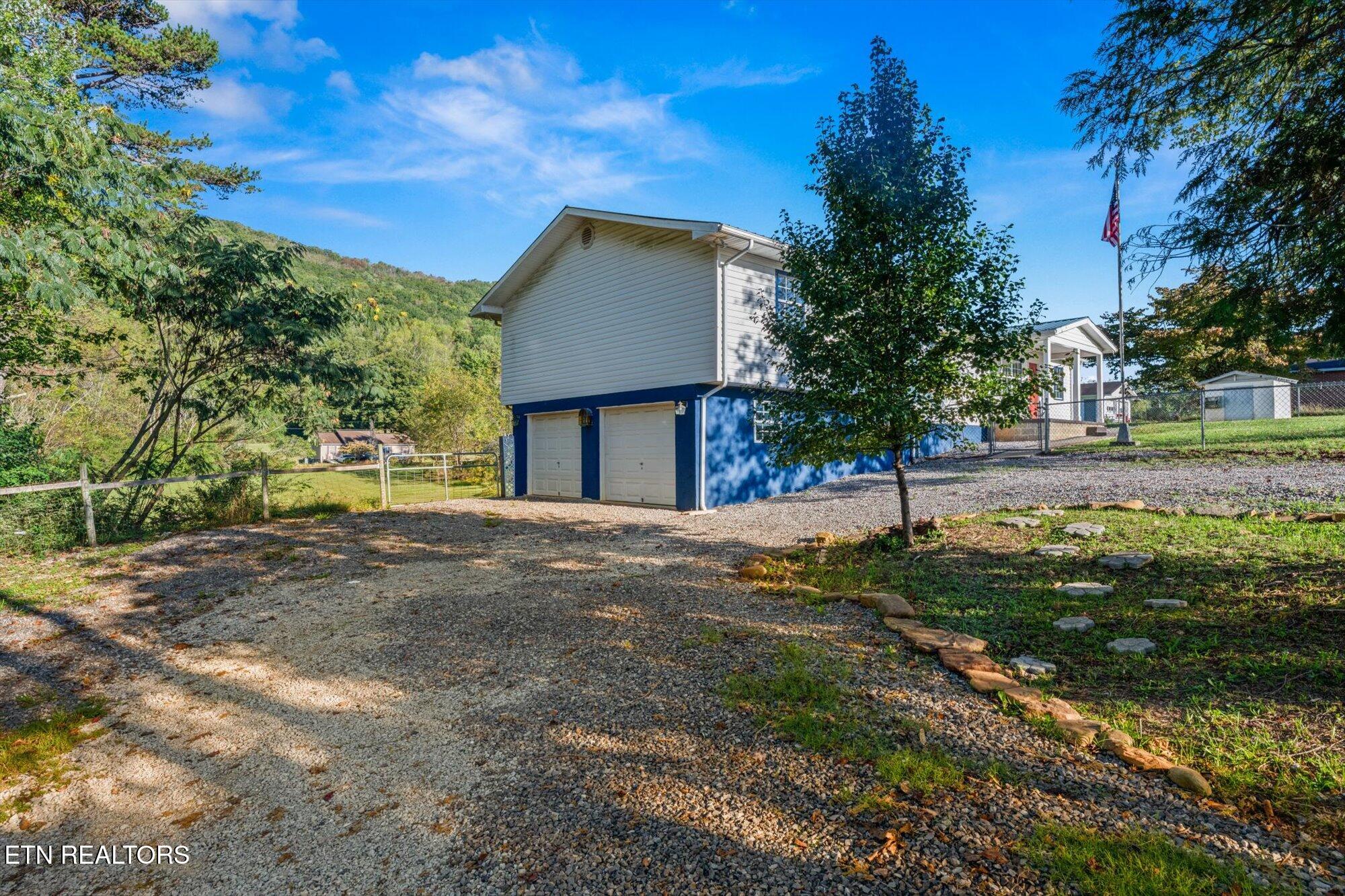 147 Justice Road Oliver Springs, TN 37840 - Photo 2 of 25 02-147-Justice-Rd-Oliver-Springs-TN-2