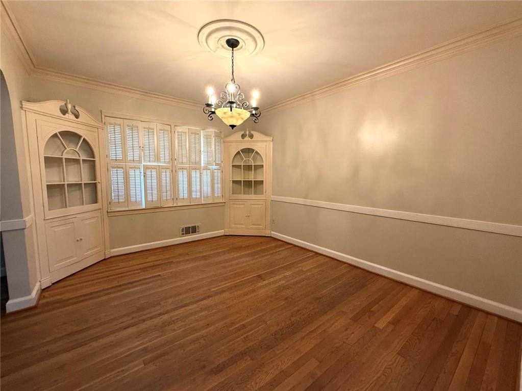 410 Montevallo Drive Sandy Springs, GA 30342 - Photo 11 of 35