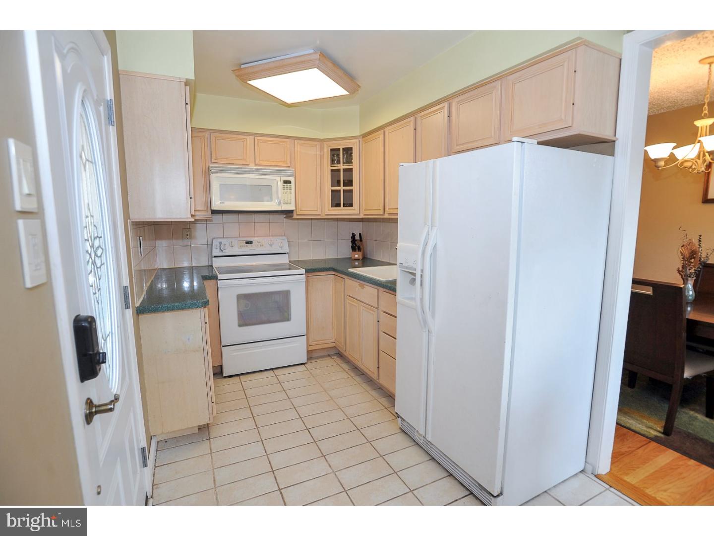 1720 Danforth Street Philadelphia, PA 19152 - Photo 11 of 25 Kitchen