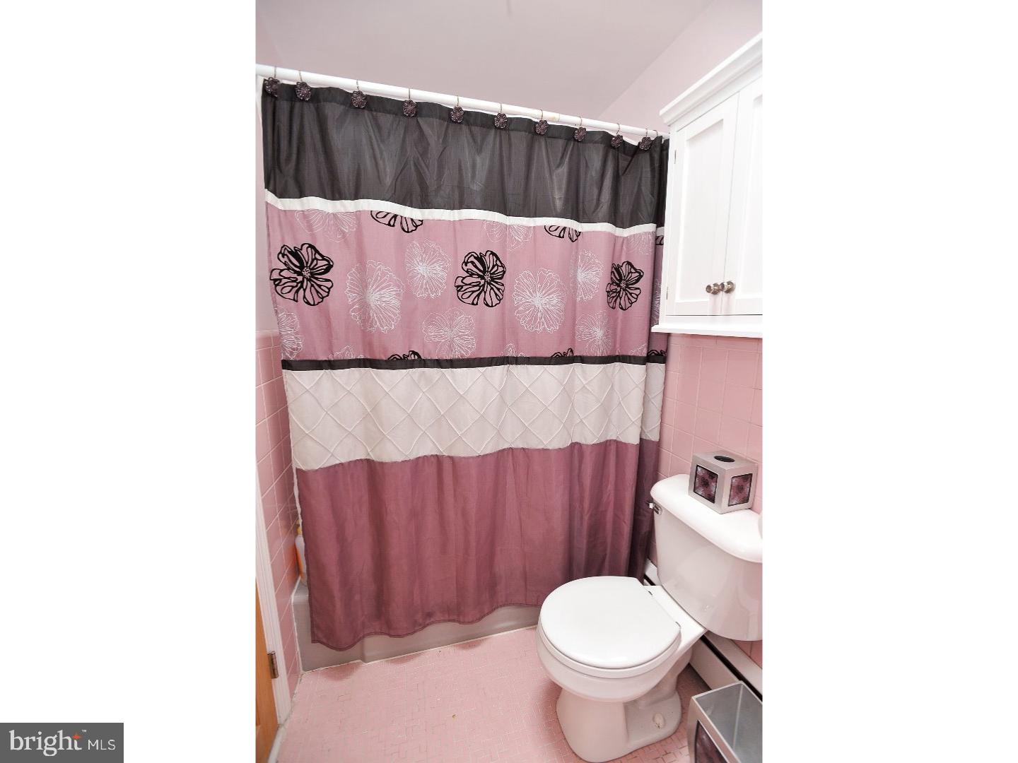 1720 Danforth Street Philadelphia, PA 19152 - Photo 16 of 25 Bathroom