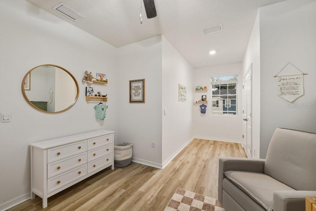 13664 Northwest 9th Road Newberry, FL 32669 - Photo 23 of 33 a living room with furniture