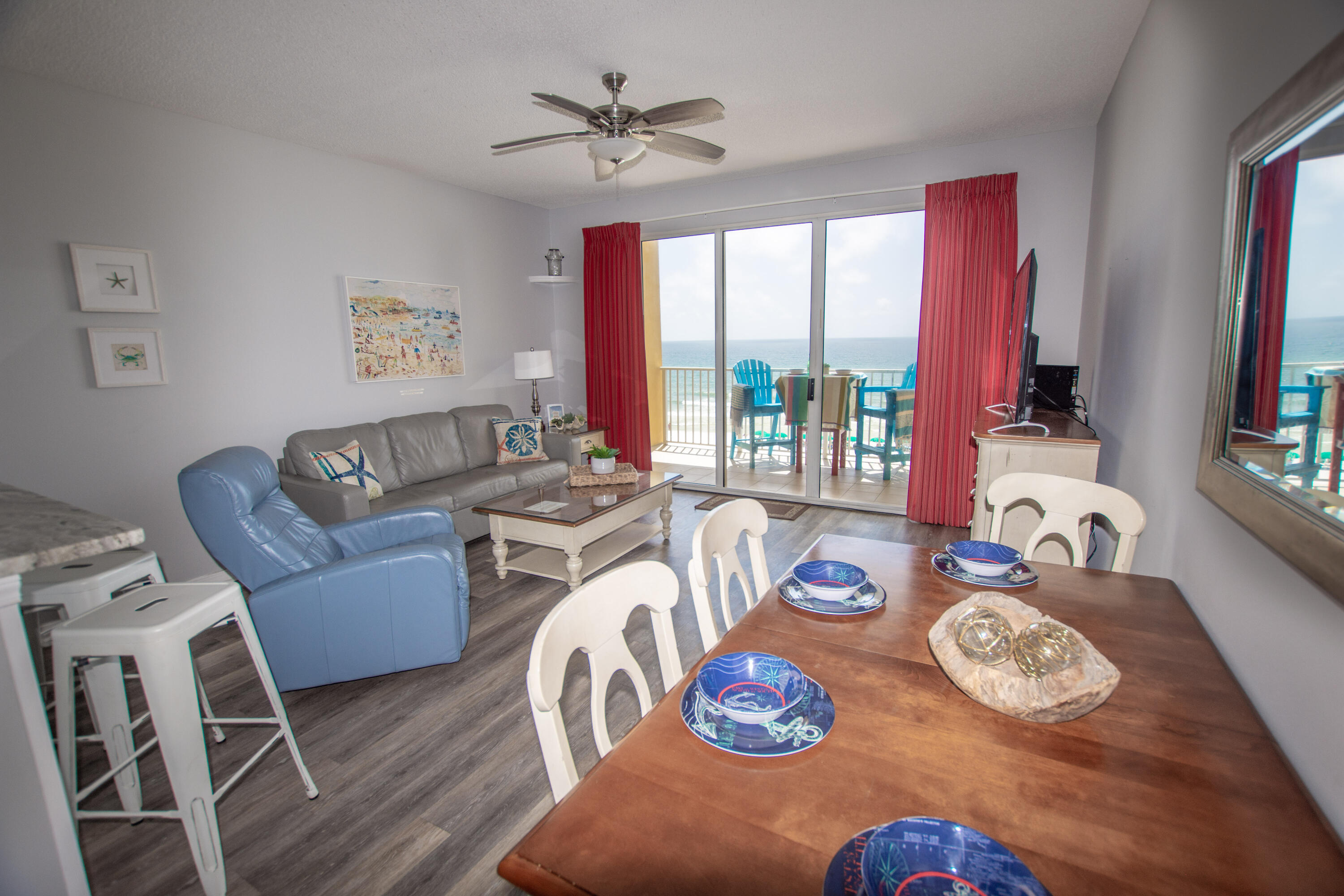 376 Santa Rosa Boulevard, Unit 507 Fort Walton Beach, FL 32548 - Photo 10 of 32 a living room with furniture and a large window
