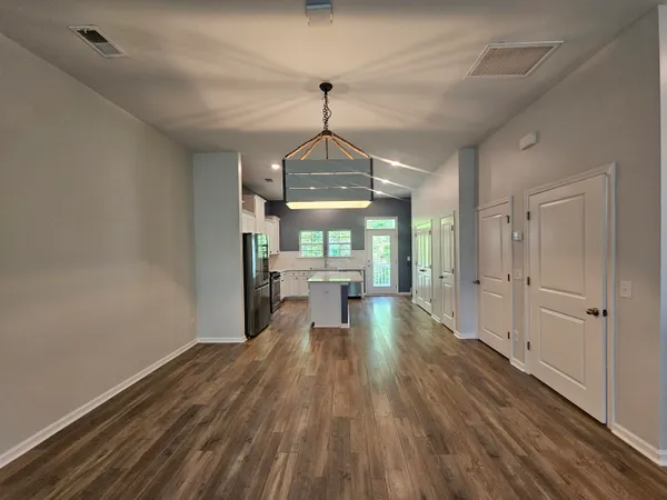 $2,700 | 320 Spindlewood Way, Charleston, SC 29414