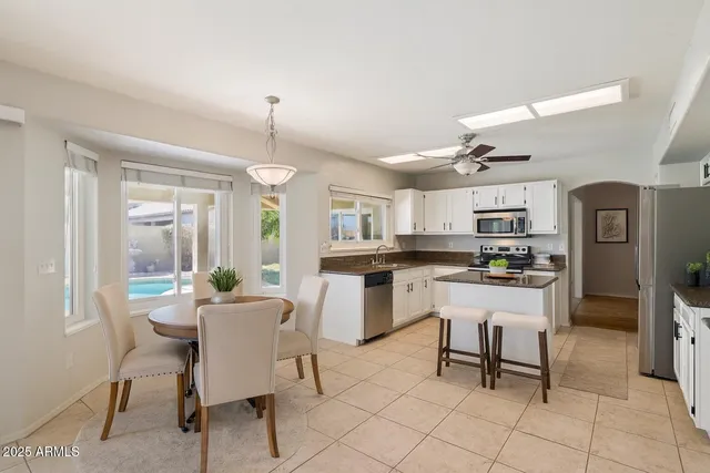 $1,064,000 | 1305 West Lobster Trap Drive, Gilbert, AZ 85233