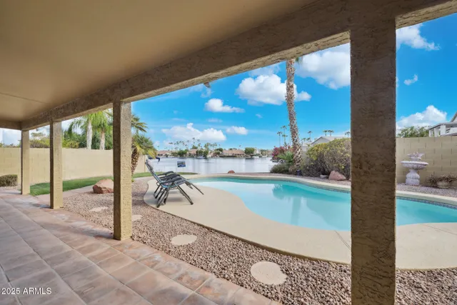 $1,064,000 | 1305 West Lobster Trap Drive, Gilbert, AZ 85233