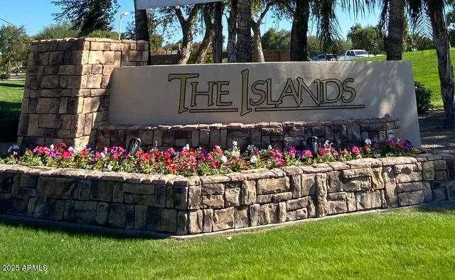 $1,064,000 | 1305 West Lobster Trap Drive, Gilbert, AZ 85233