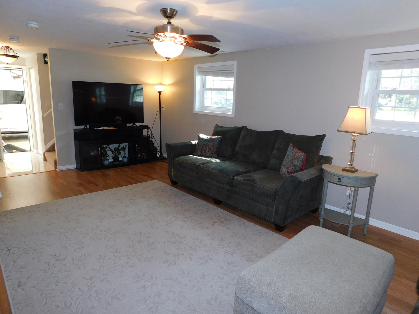 1062 Beechwood Road Buffalo Grove, IL 60089 - Photo 4 of 21