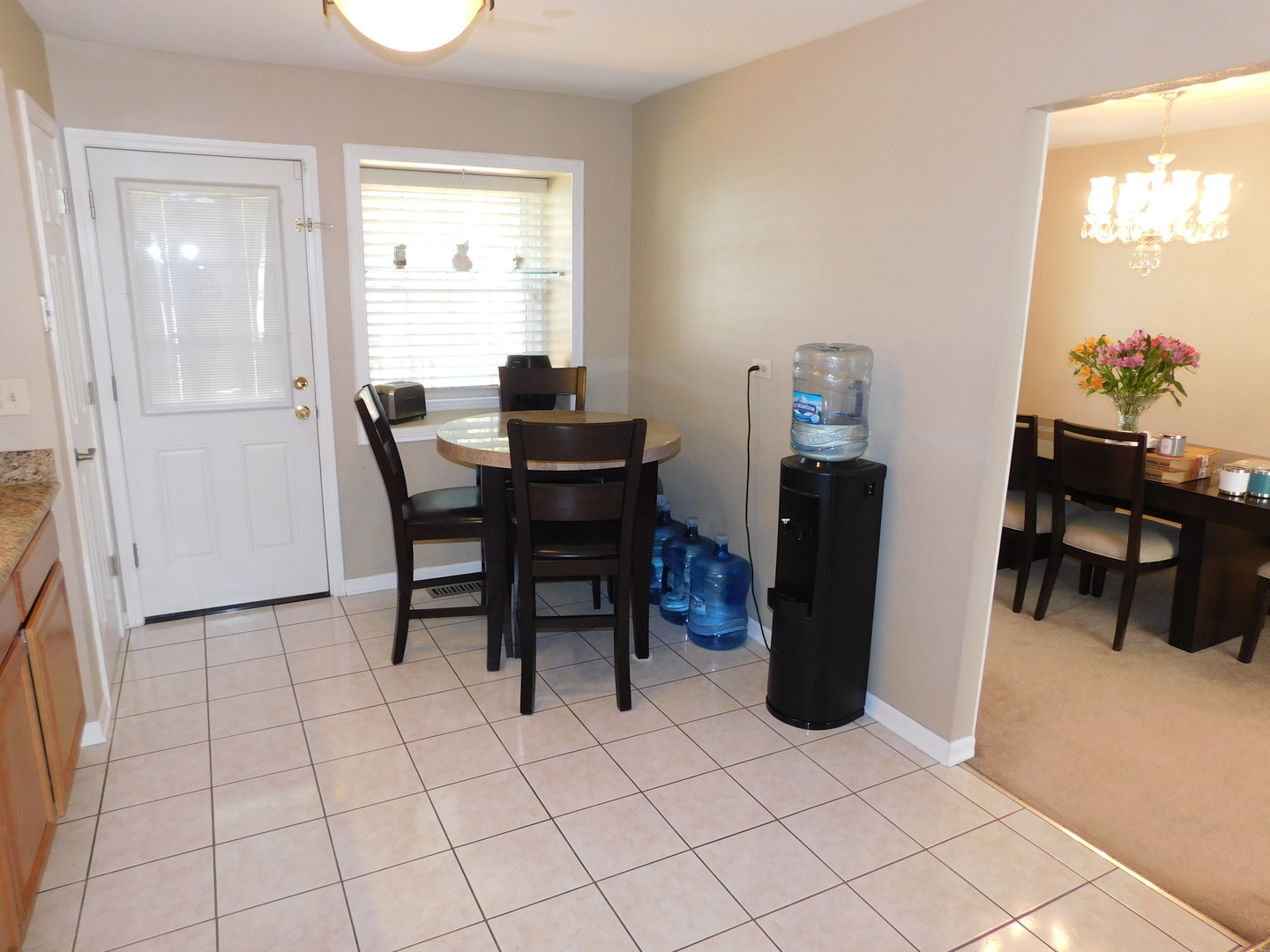 1062 Beechwood Road Buffalo Grove, IL 60089 - Photo 8 of 21