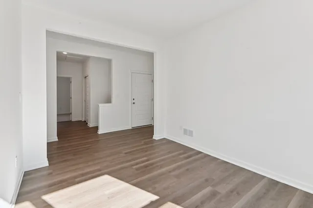 an empty room with an empty space