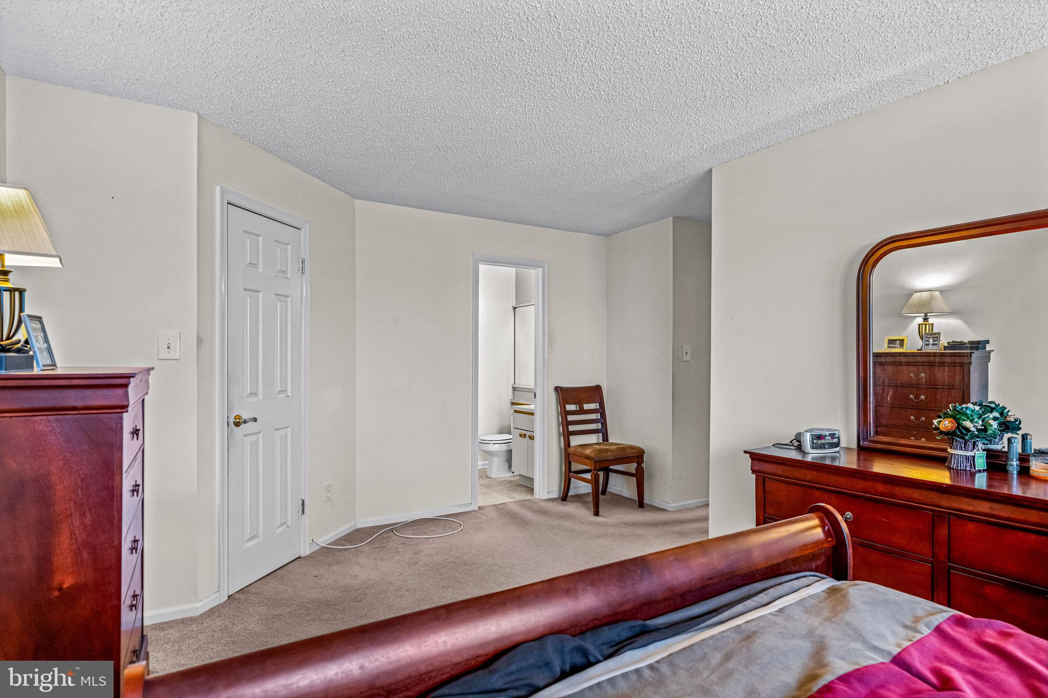 656 Covington Court Sewell, NJ 08080 - Photo 21 of 26 a room with furniture and view of kitchen