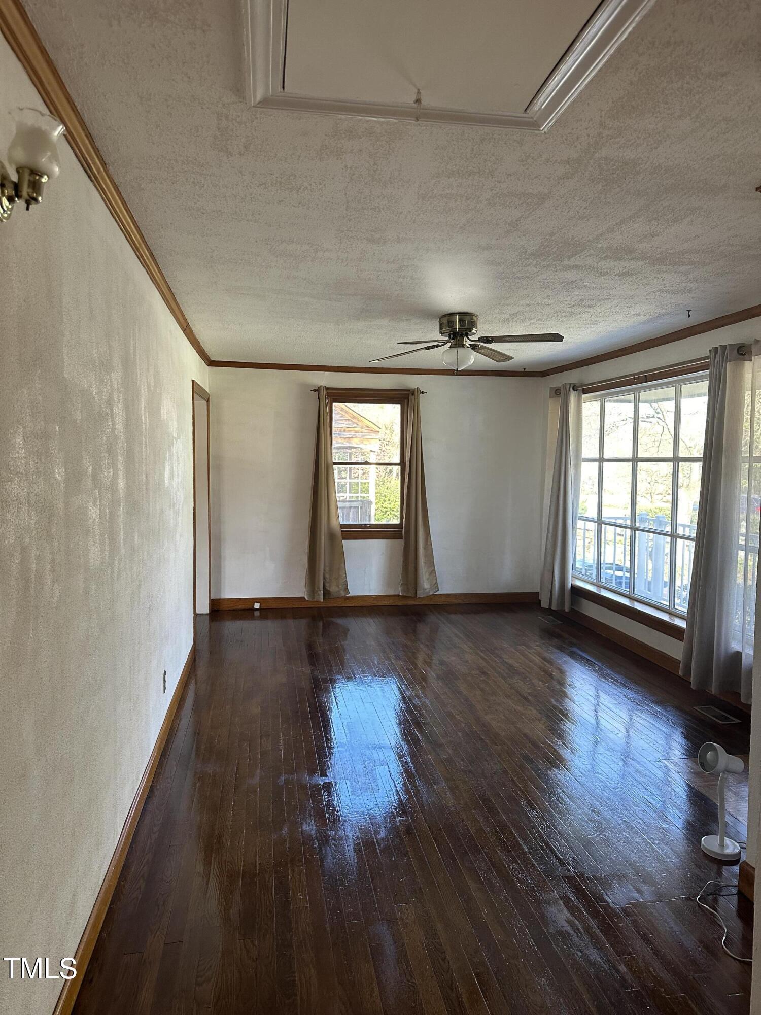 820 Young Street Raleigh, NC 27608 - Photo 3 of 15 Living room