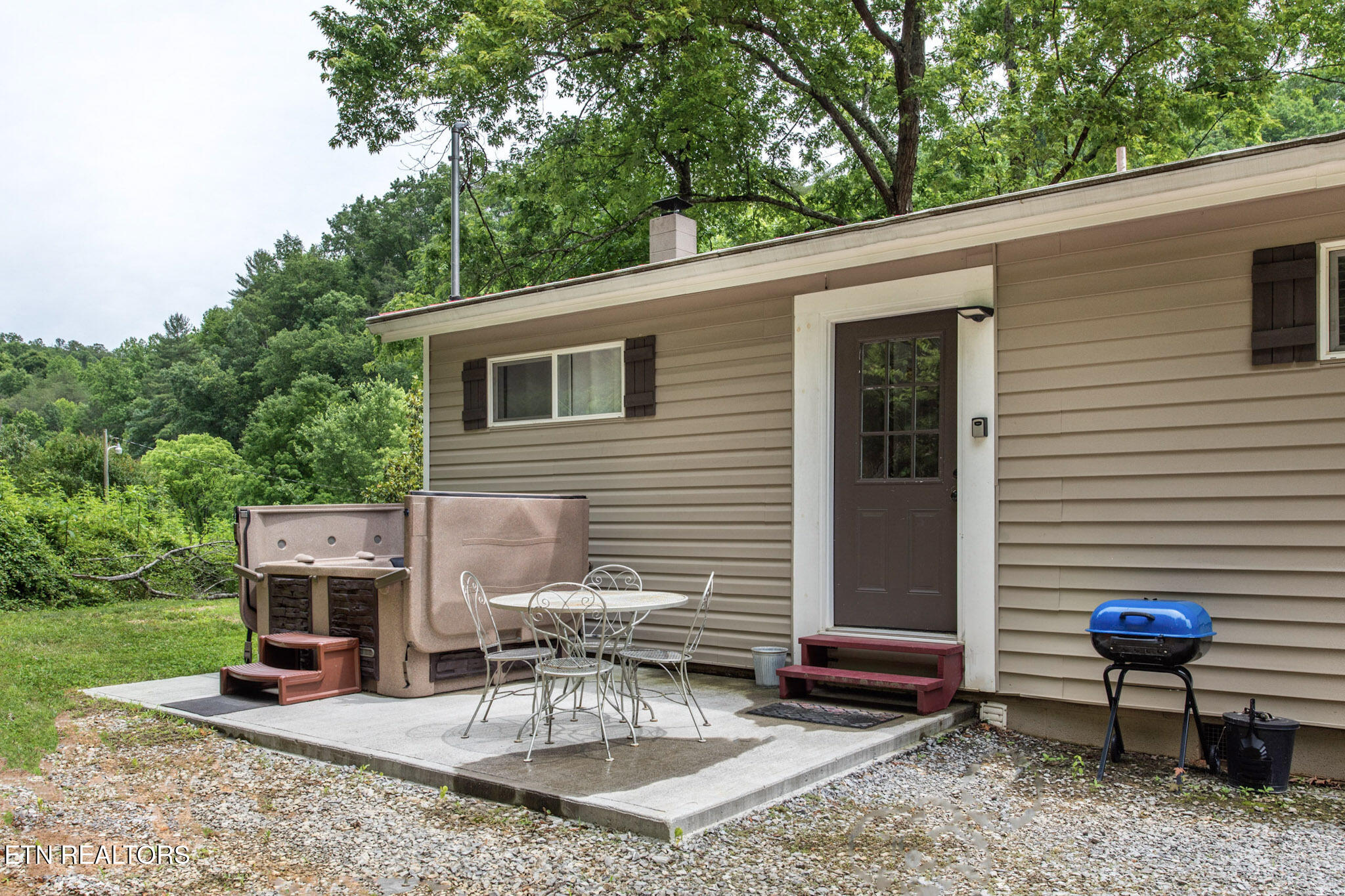 1249 McCarter Hollow Road Sevierville, TN 37862 - Photo 25 of 28 24-24_DollysNeighbor
