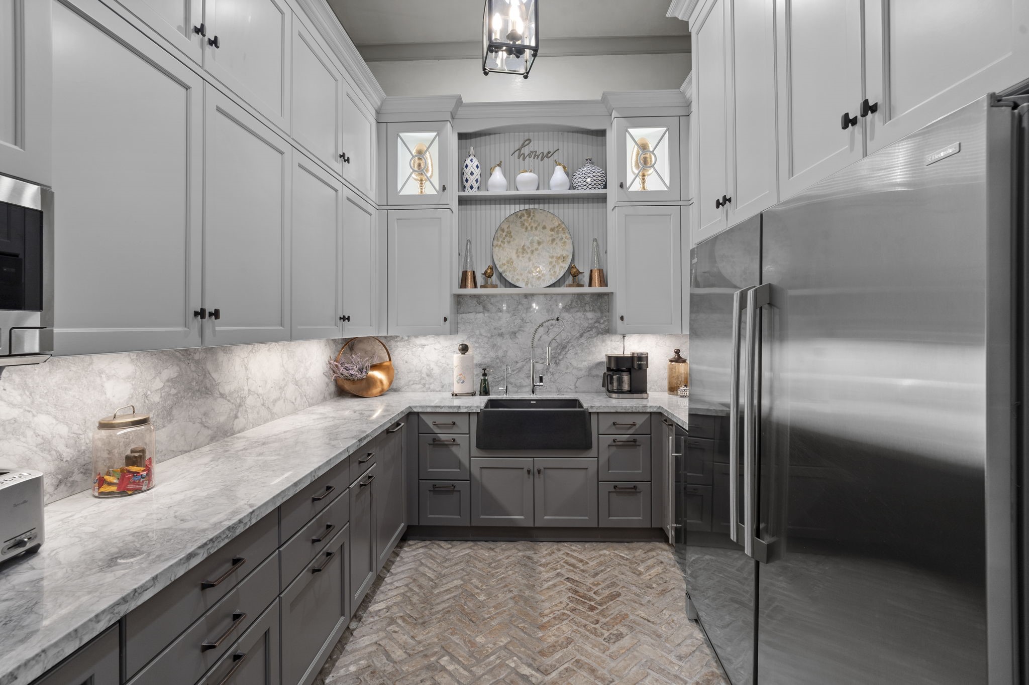 5 Willowcreek Ranch Road Tomball, TX 77377 - Photo 15 of 50 Designed for both everyday living and hosting