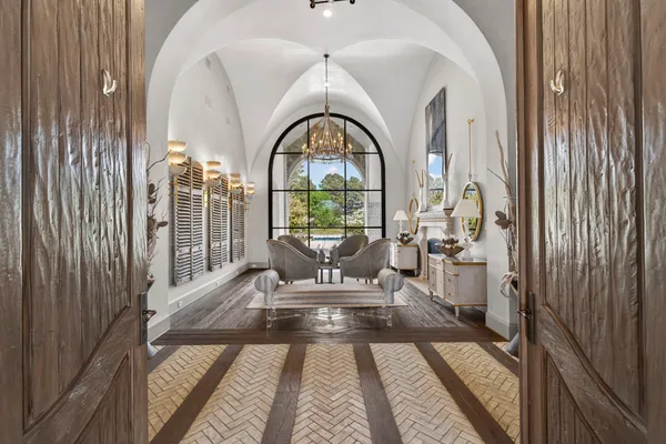 $6,000,000 | 5 Willowcreek Ranch Road, Tomball, TX 77377