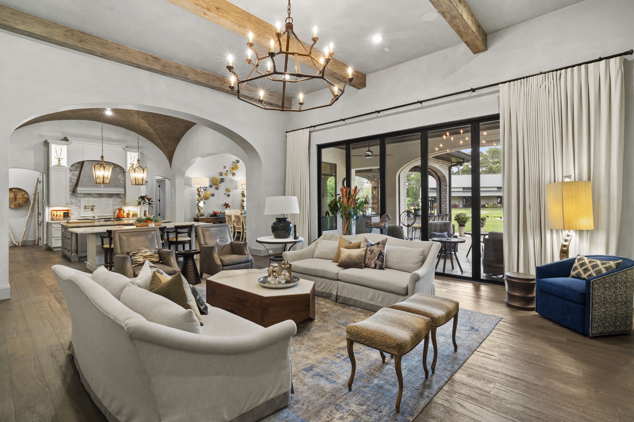 5 Willowcreek Ranch Road Tomball, TX 77377 - Photo 10 of 50 Main living anchored by expansive views