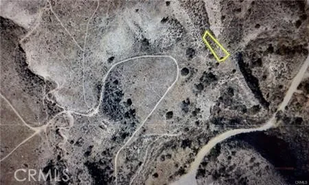 87 Crown Hill Drive Simi Valley, CA 93063 - Photo 5 of 5 a view of a dry plant in a garden