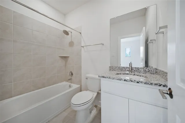 an empty room with a empty space and window