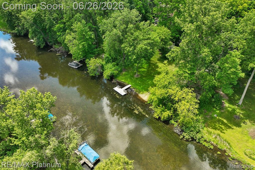 6100 Oak Valley Road Brighton, MI 48116 - Photo 2 of 47