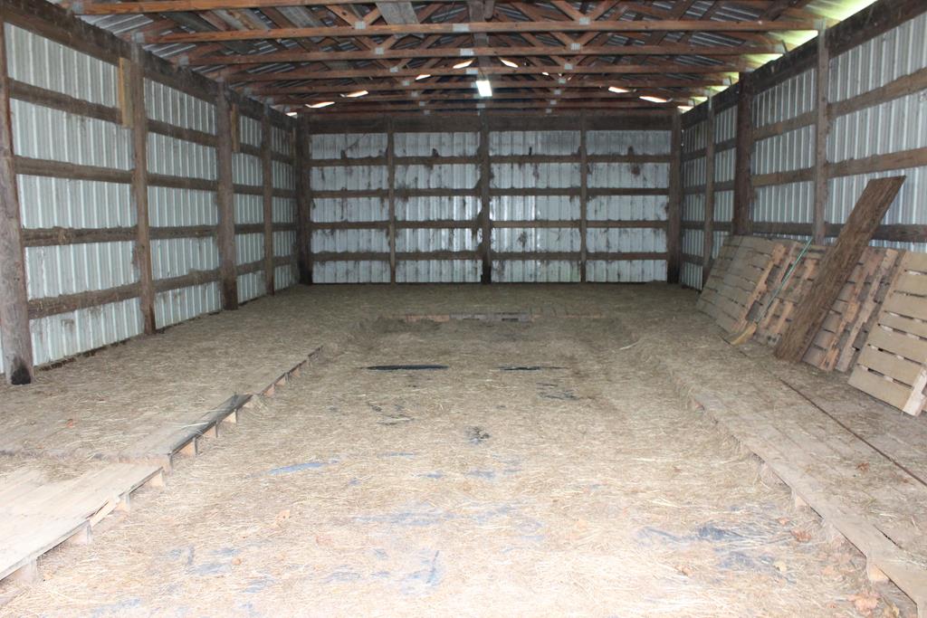 2498 Tindil Creek Road Slocomb, AL 36375 - Photo 36 of 49 Hay Barn