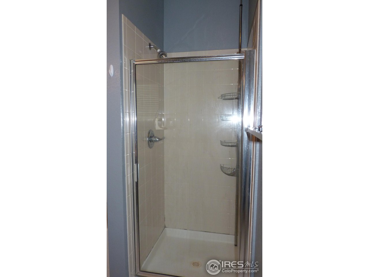 4672 West 20th Road, Unit 2224 Greeley, CO 80634 - Photo 9 of 16 Master Shower