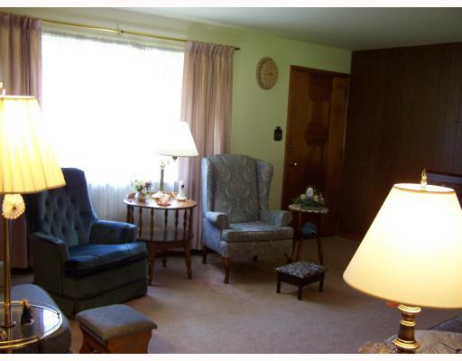 1224 Camp Nancy Road Apollo, PA 15613 - Photo 8 of 14 Living Room. Spacious living room with large picture window for natural lighting.