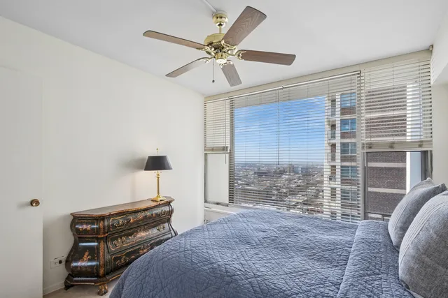 $469,000 | 3200 North Lake Shore Drive, Unit 2701, Chicago, IL 60657
