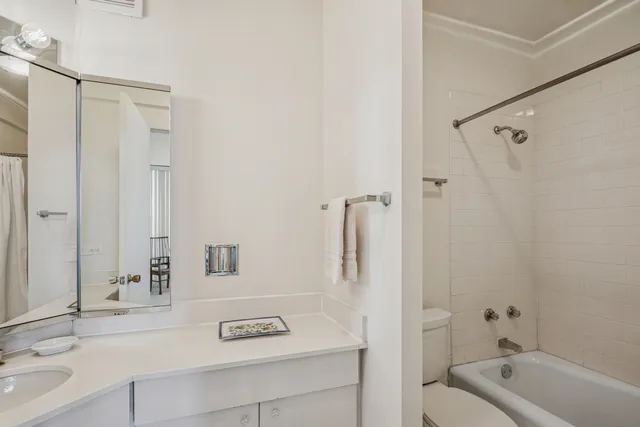 $469,000 | 3200 North Lake Shore Drive, Unit 2701, Chicago, IL 60657