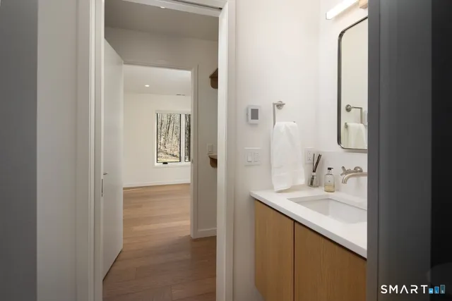 $2,585,000 | 9 Overlook Drive, Salisbury, CT 06039