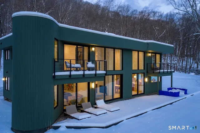 $2,585,000 | 9 Overlook Drive, Salisbury, CT 06039