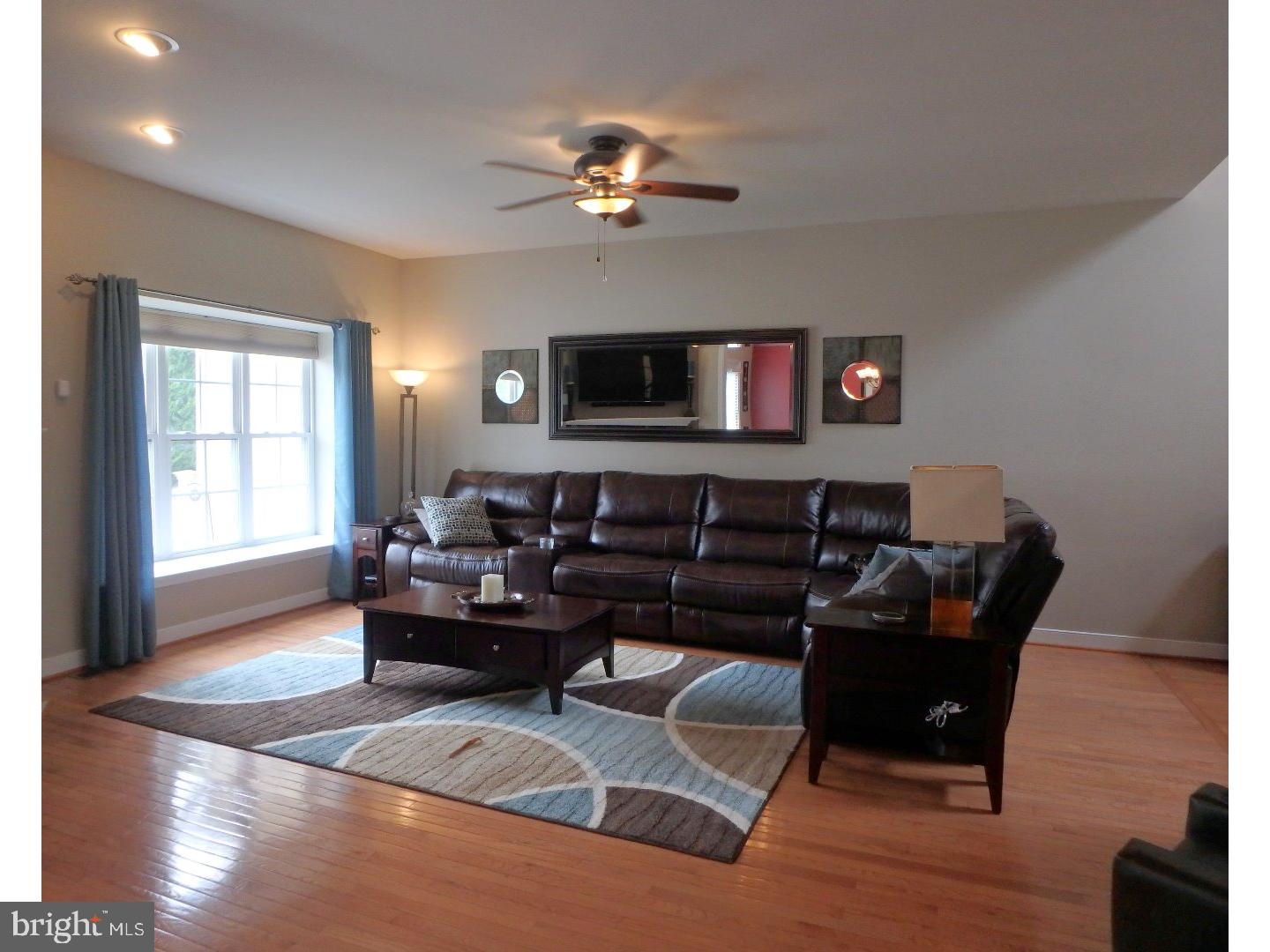 2495 Thistle Road Macungie, PA 18062 - Photo 4 of 19 Great Room