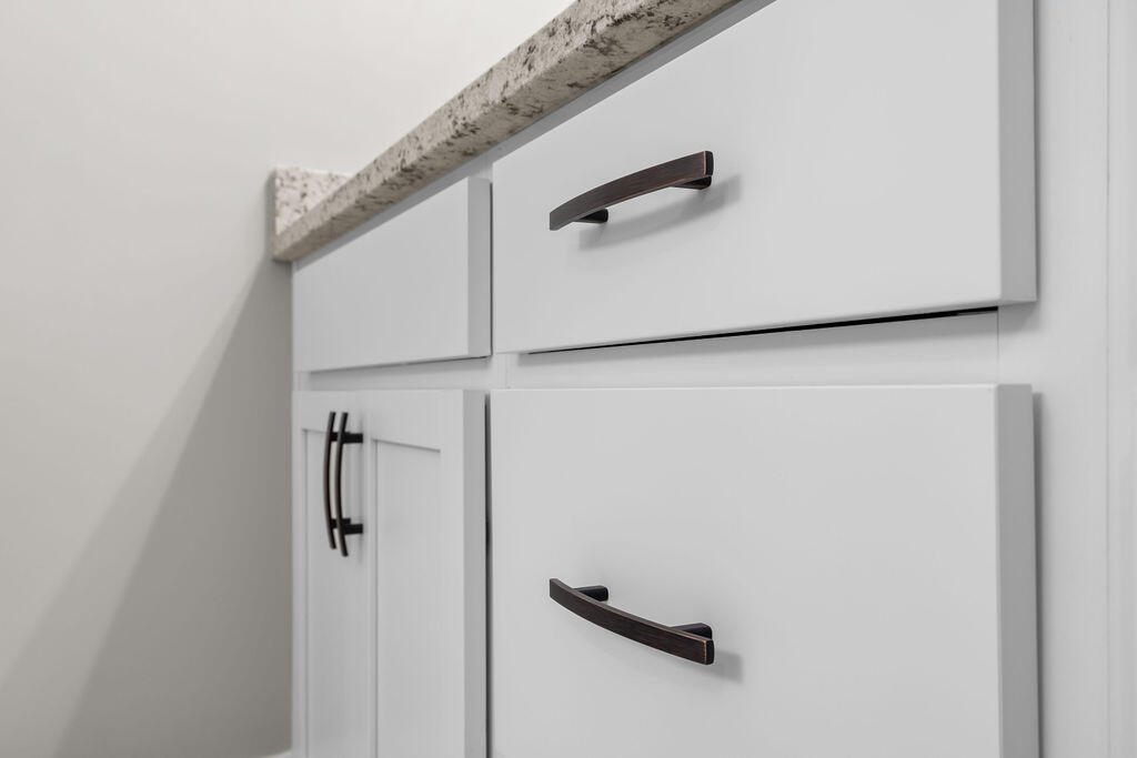 9852 Mayfly Road, Unit 75 Ooltewah, TN 37363 - Photo 11 of 17 Main Bathroom