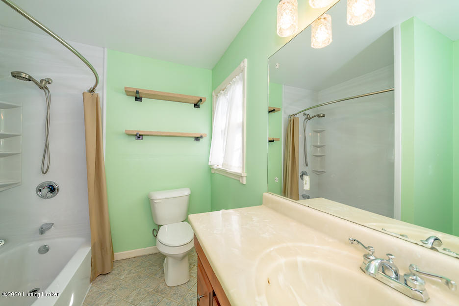 5904 Outer Loop Louisville, KY 40219 - Photo 20 of 29 5904 Outer Loop L-36