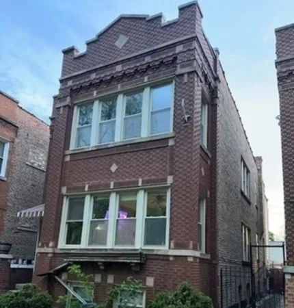 $709,000 | 5318 West Deming Place, Chicago, IL 60639