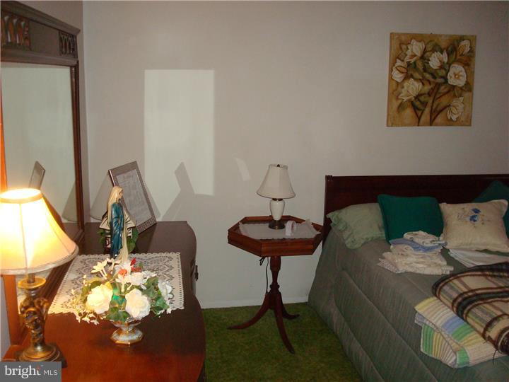 4 Thoreau Road Hamilton, NJ 08690 - Photo 8 of 17 Bedroom - Main