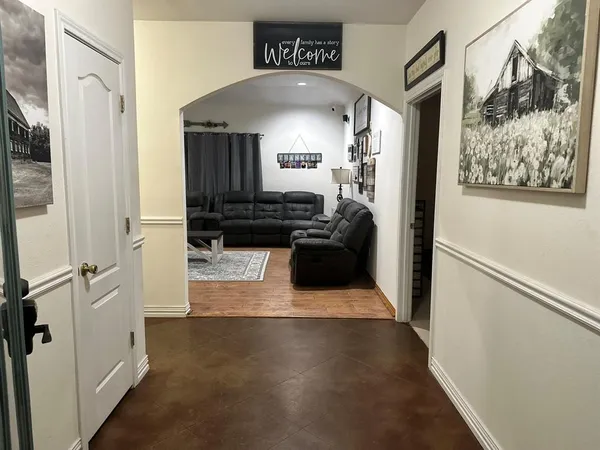 $419,990 | 201 Oak Street, Eustace, TX 75124