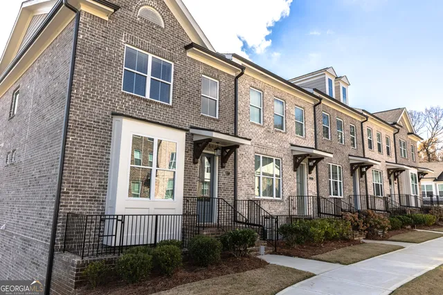 $575,000 | 5217 Riden Court, Buford, GA 30518