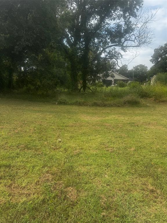 105 South Brazos Street Cleburne, TX 76031 - Photo 1 of 5