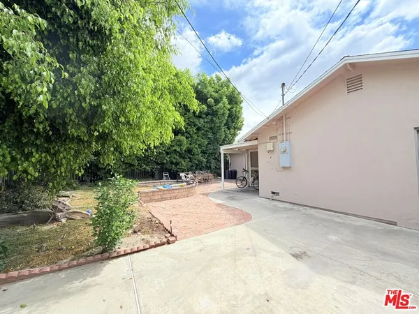 $1,499,900 | 3001 St Albans Drive, Los Alamitos, CA 90720