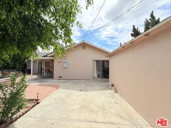 $1,499,900 | 3001 St Albans Drive, Los Alamitos, CA 90720