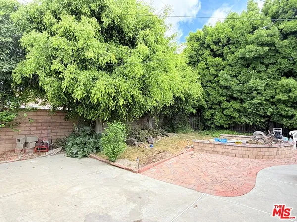 $1,499,900 | 3001 St Albans Drive, Los Alamitos, CA 90720