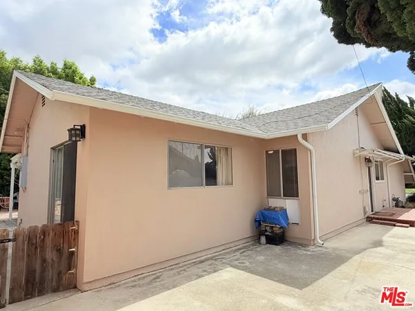 $1,499,900 | 3001 St Albans Drive, Los Alamitos, CA 90720