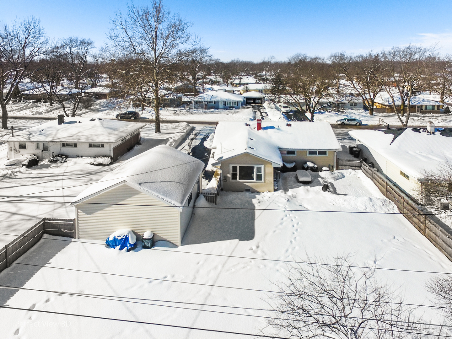 21 Crescent Road Lake Zurich, IL 60047 - Photo 22 of 24 a view of a city
