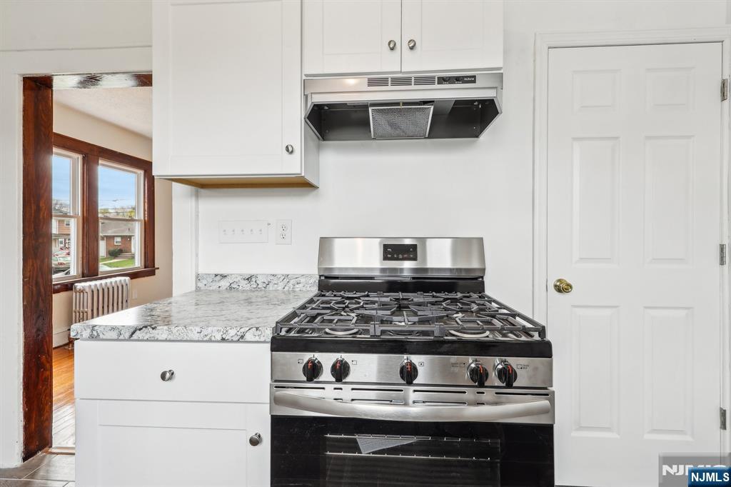272 Clay Street, Unit 2 Hackensack, NJ 07601 - Photo 11 of 27