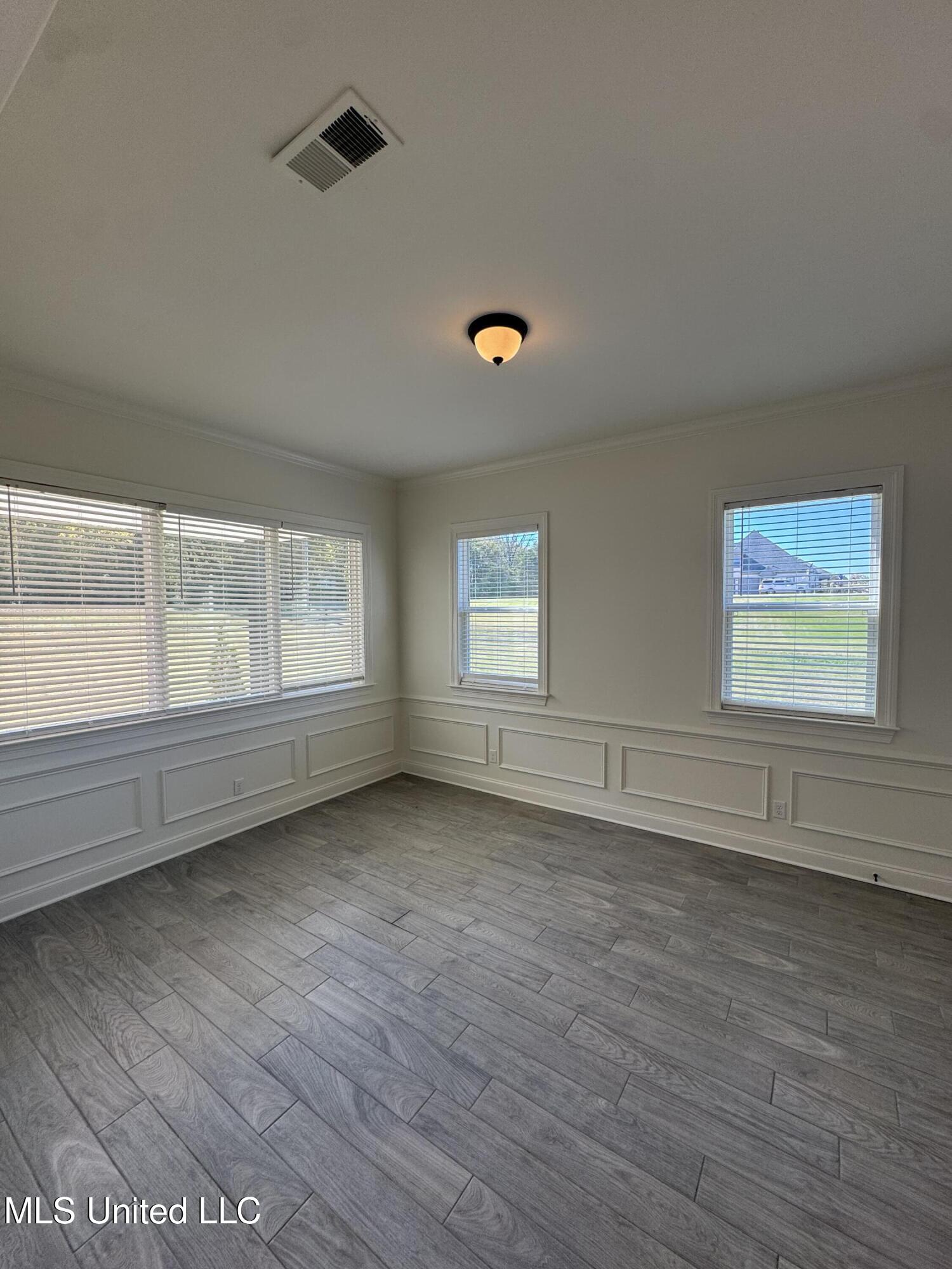 2288 Slocum Road Hernando, MS 38632 - Photo 13 of 53 Photo Oct 31 2025, 1 45 28 PM